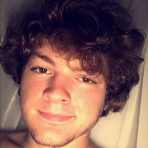 Meet your Posher, Christian